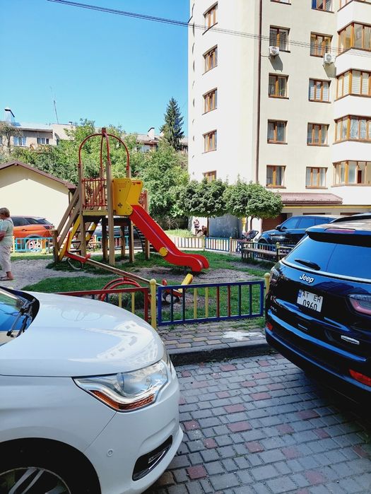 Оренда 2 кім квартири Центр вул. Хотинська 12, старіша новобудова ІО