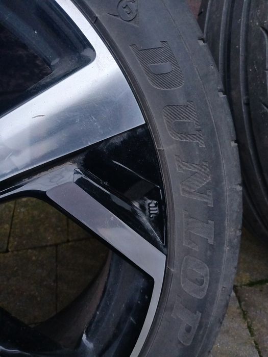 Продам титани на нісан r19