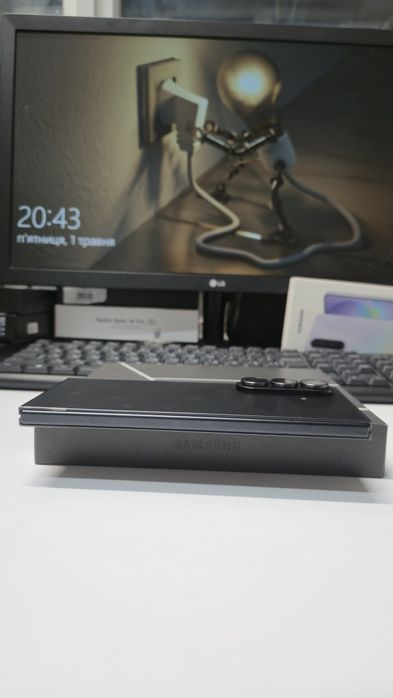 Samsung Fold 7 12/512Gb, Офіційний