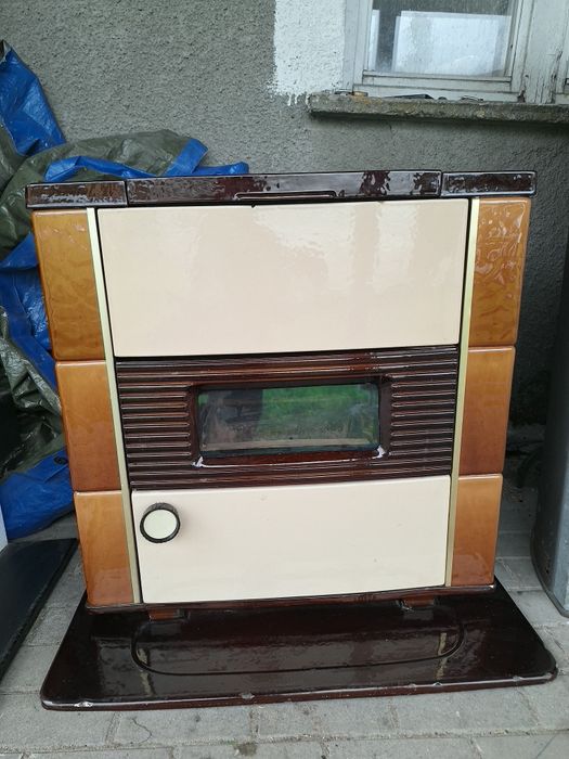 Piec kaflowo  zeliwny