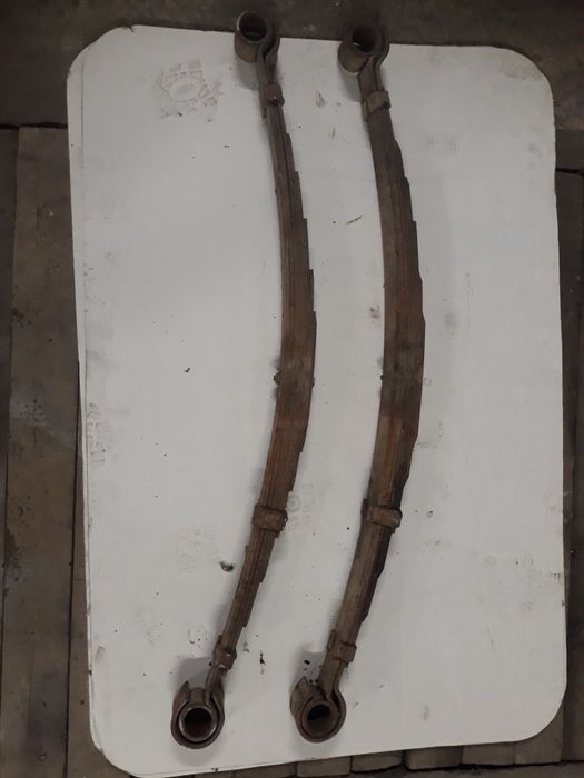 Sprzedam resory do Uaz 469b przyczepka sam