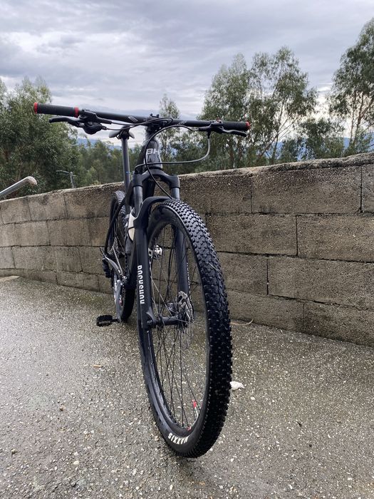 Vendo bicicleta BTT Marca BH