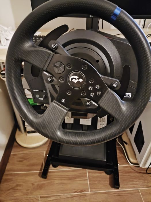 Thrustmaster T300 RS GT + Suporte