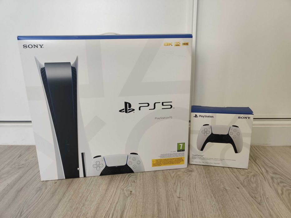 PlayStation 5 Standard + Comando Dualsense + Extras