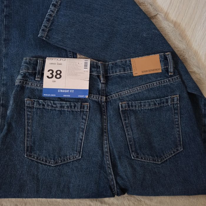 NOWE. Jeansy damskie Straight fit Esmara r 38