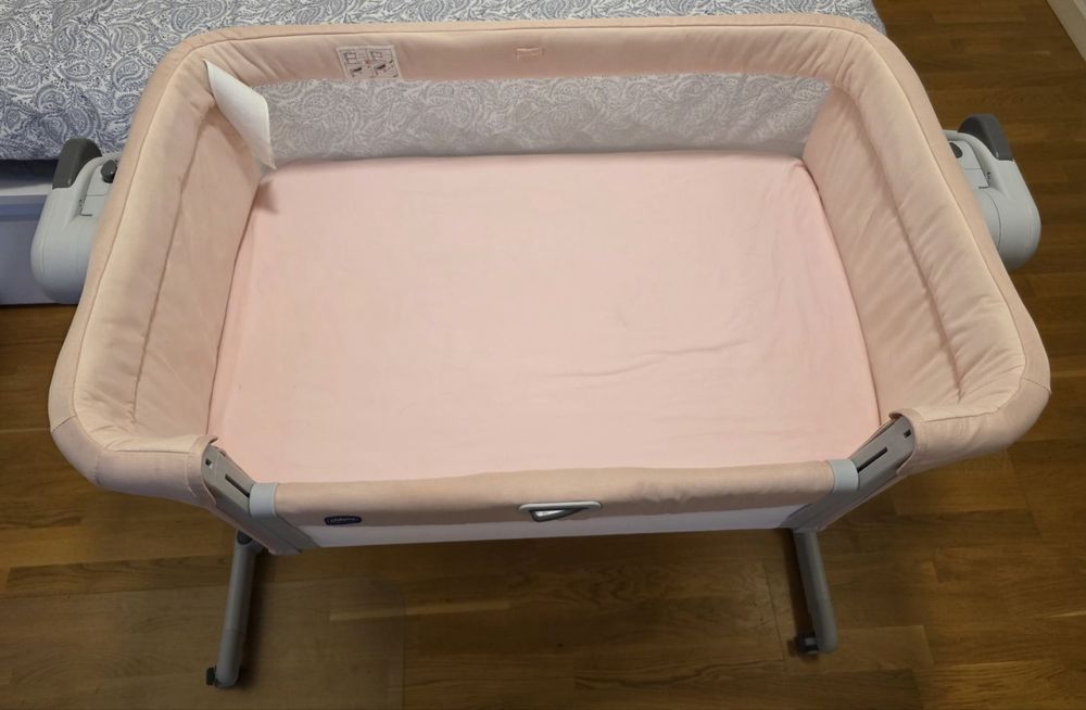 Ліжечко Chicco Next2Me Magic Evo Pink + комплект білизни