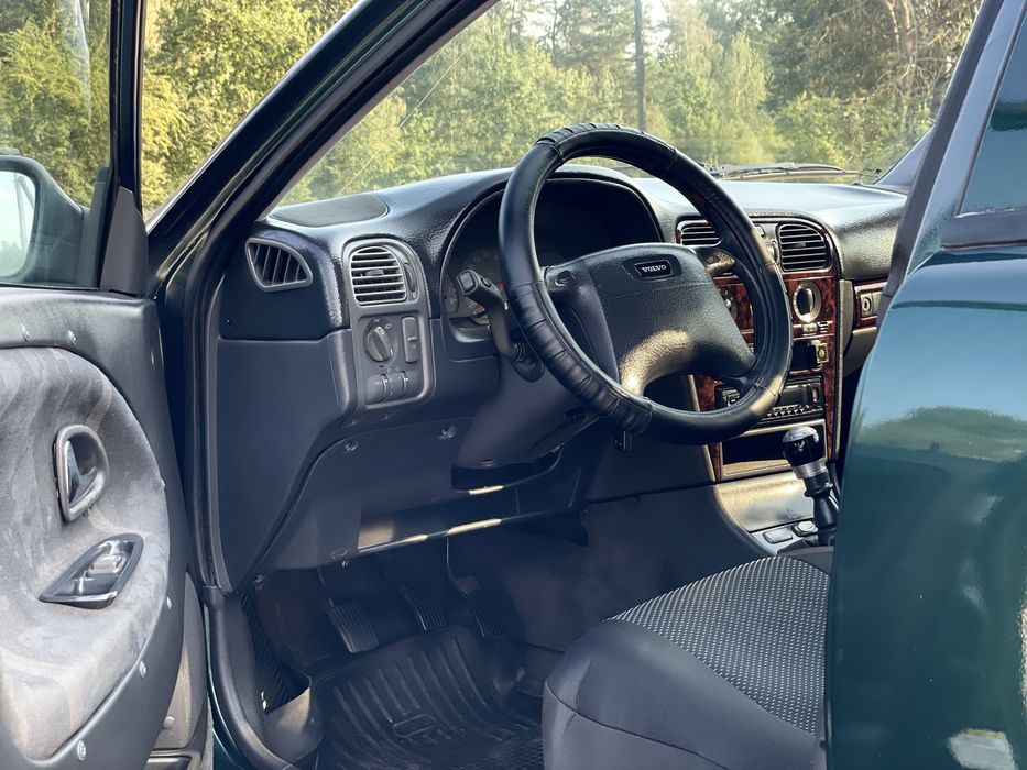 Volvo S40 1.6 газ/бензин
