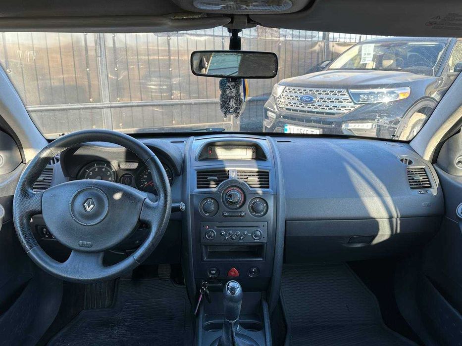 Renault Megane 2006 1.4 Бензин МКПП
