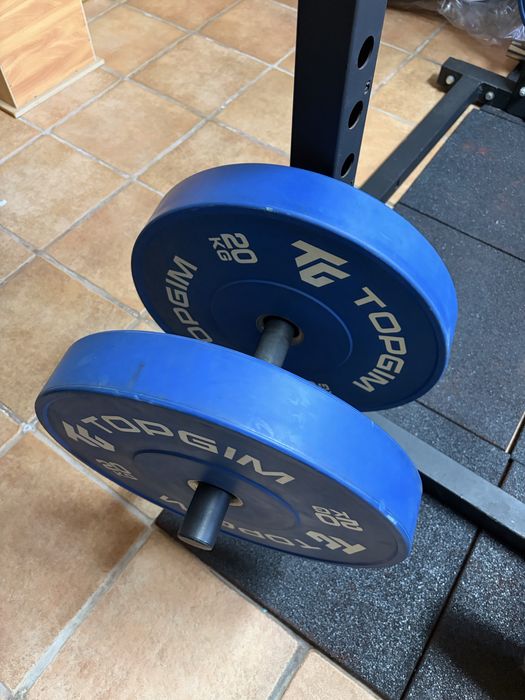 Rack de musculação completa + pesos Topgim + barras