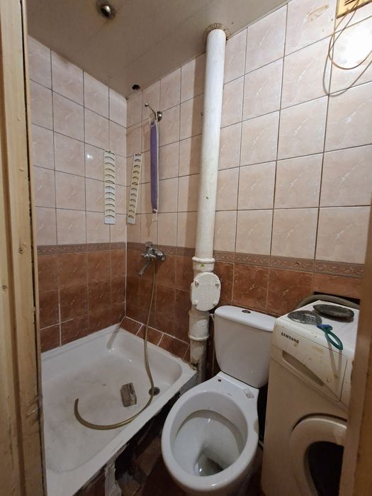 Срочно продаж 1х квартира.Критий ринок.