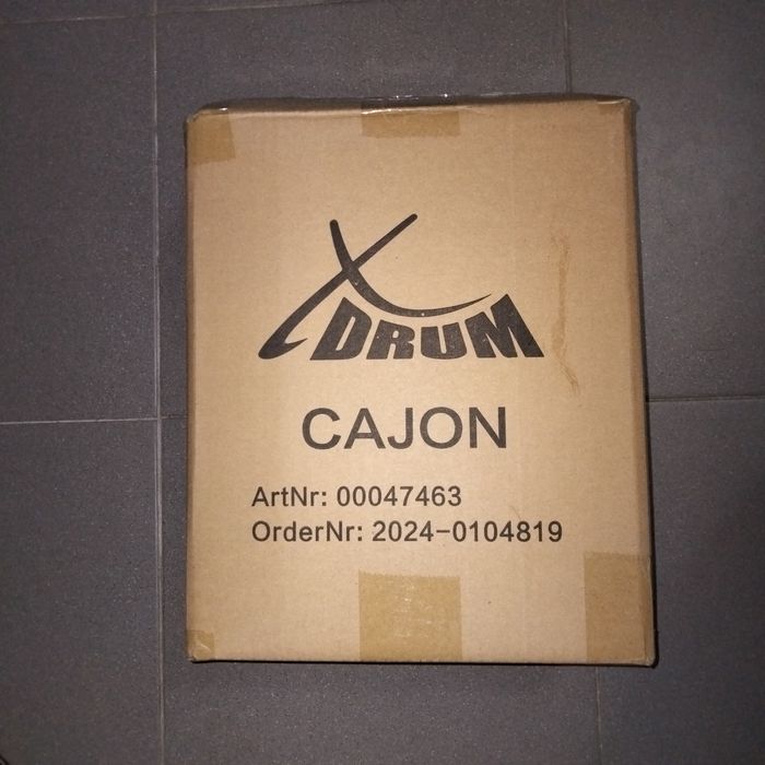 Cajon portátil de madeira maciça
