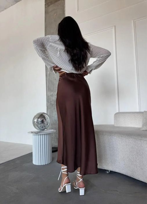 Шовкова спідниця міді шоколад, коричнева на резинці, 42-44