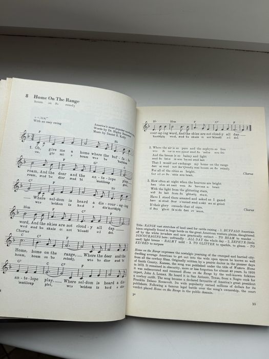 Ноти для гітари Cyril Pustan British American Songs американські пісні