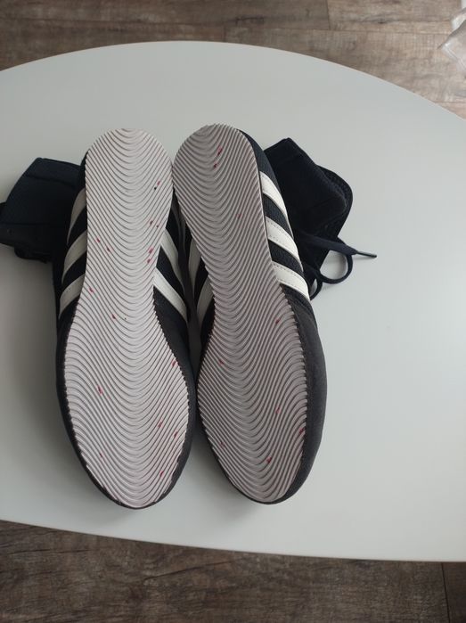 Buty bokserskie Adidas Box Hog 2.0 rozmiar 41⅓