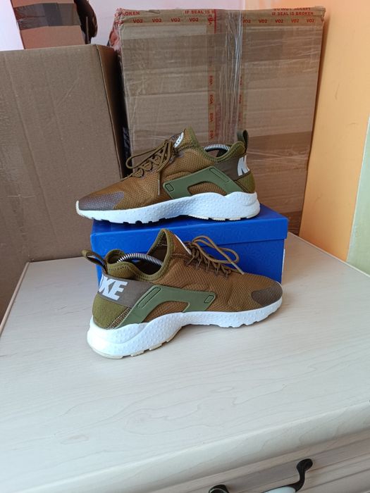 кросівки Nike Air Huarache Run Ultra Indonesia