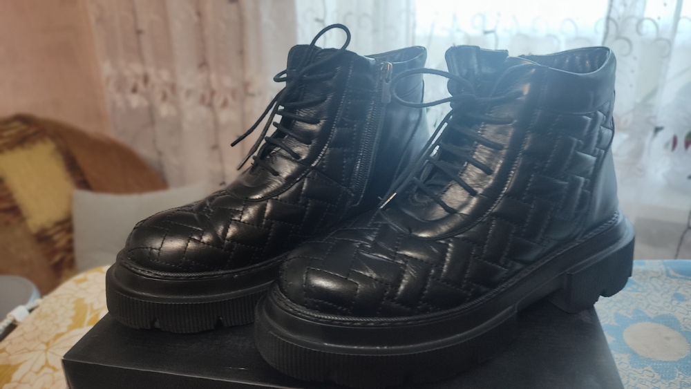 Зимові шкіряні ботінки Турція