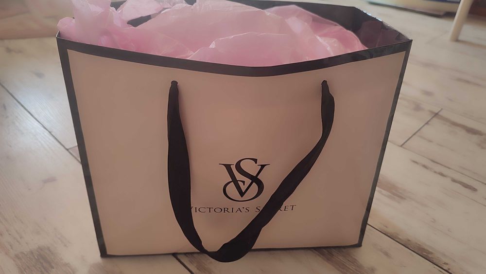 Шарф Victoria Secret