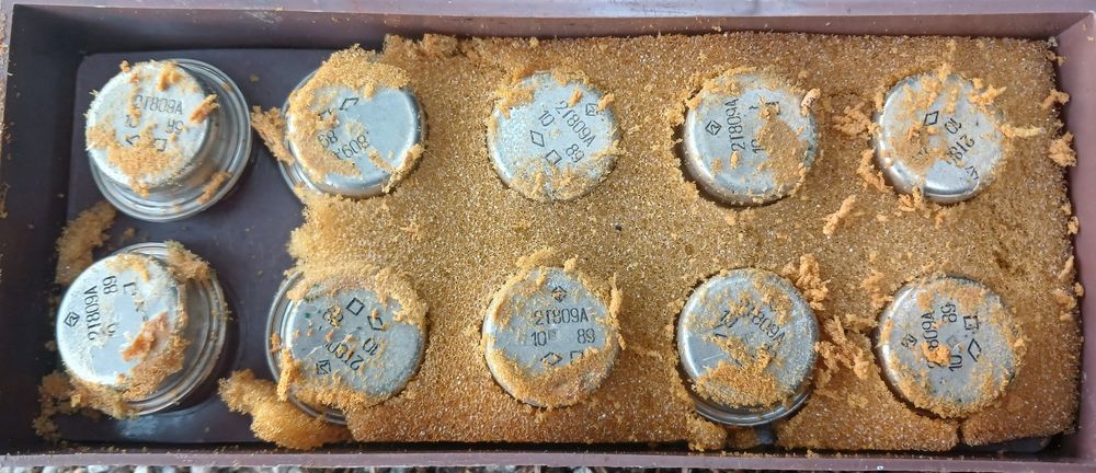 Транзисторы 2Т809А 2Т903Б 2Т818А КТ819 КТ828А П605А КТ935А КТ903 КТ825