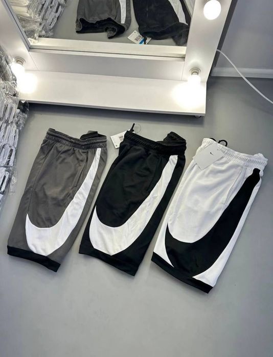 Шорти Nike swoosh