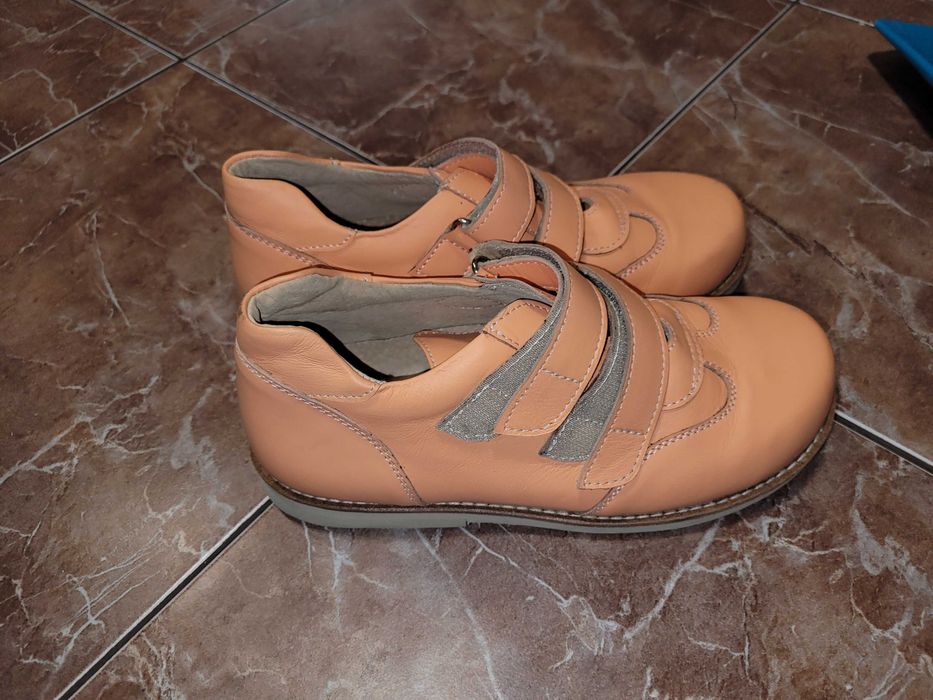 Ботинки ортопедические на девочку