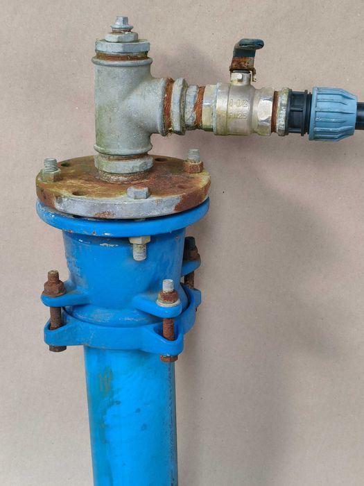 Głowica rury 100, studni