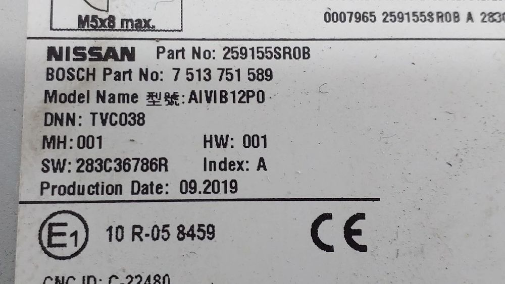 Rádio / auto-rádio NISSAN Leaf EV (ZE1)