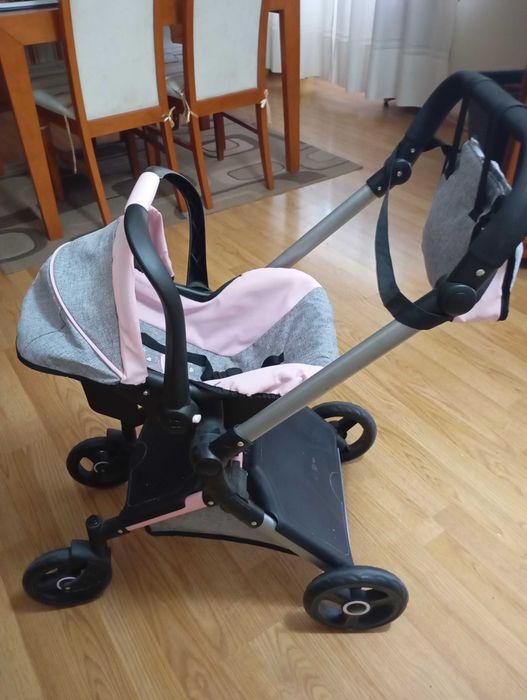 Carro completo. E bebê rebor