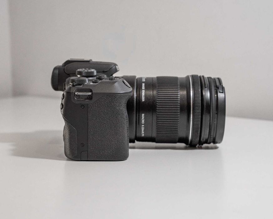 Canon R10 (Como Nova) + Canon 18-45 + Canon 10-18 + Adaptador EF-EOS R