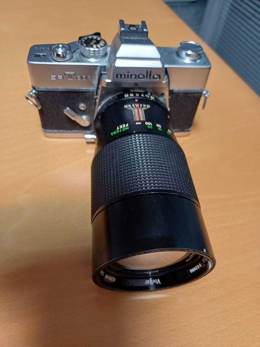 Câmara Minolta SRT 303