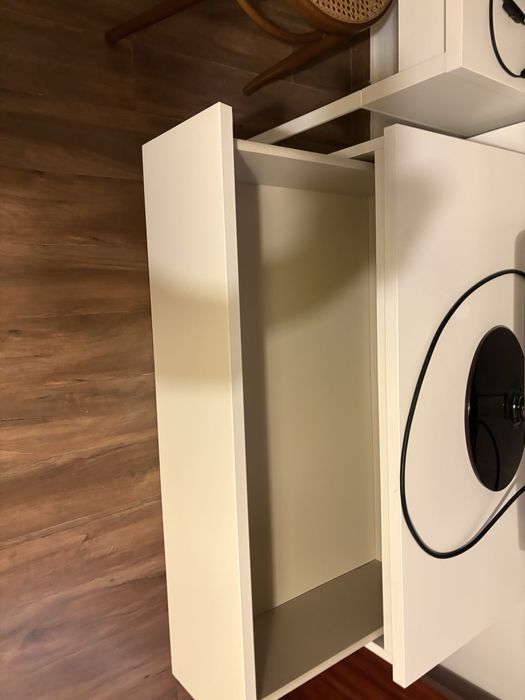 Comoda Malm 3 gavetas