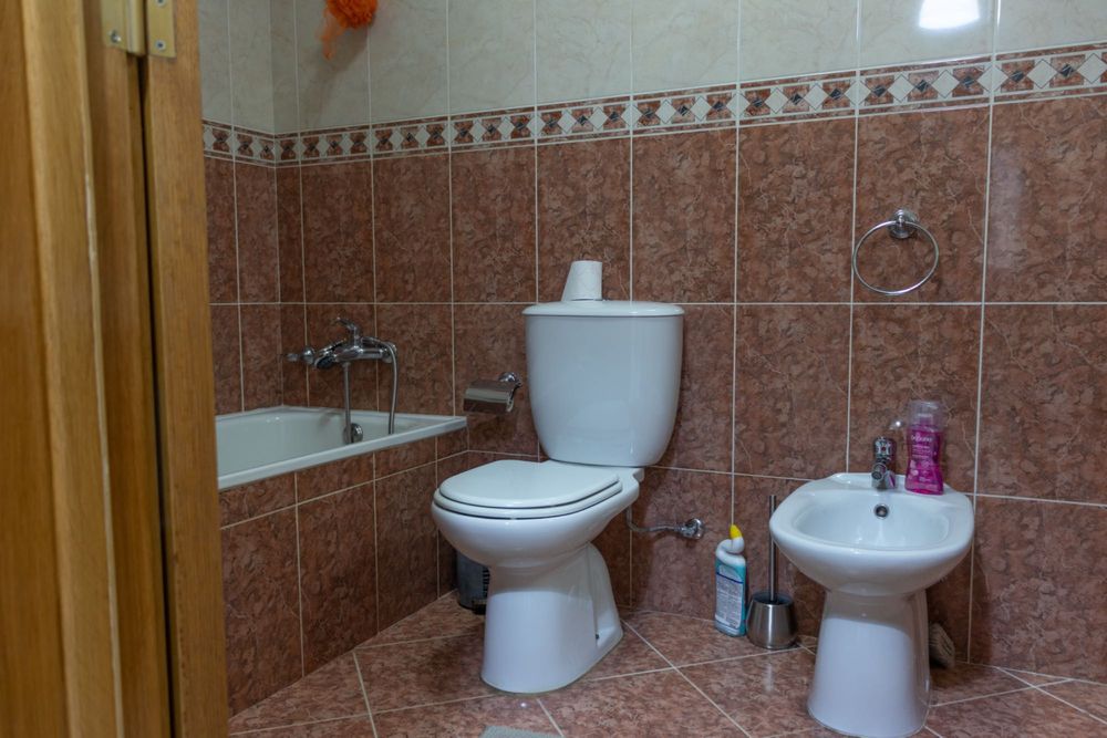 Apartamento t1+1 canedo