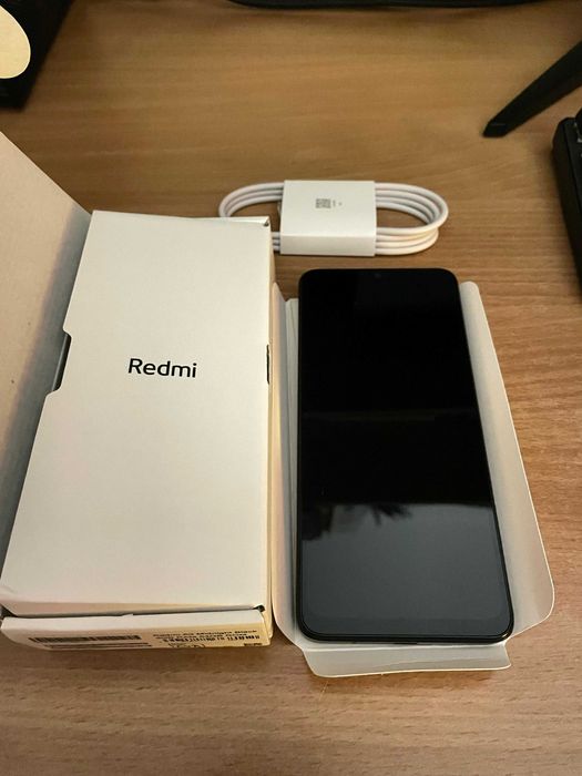Xiaomi Redmi A3 Midnight Black -8-core, 90Hz, Bateria 5000mAH, 3GB RAM