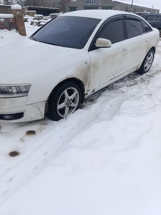 Audi a6c6 Об'єм двигуна: 2.4