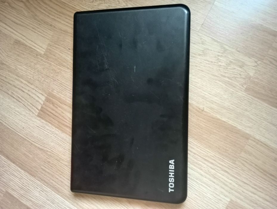 Laptop toshiba 2.0ghz/500gb / 15 cali windows 10 gotowy do pracy