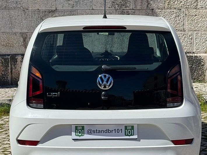 Volkswagen Up 2019