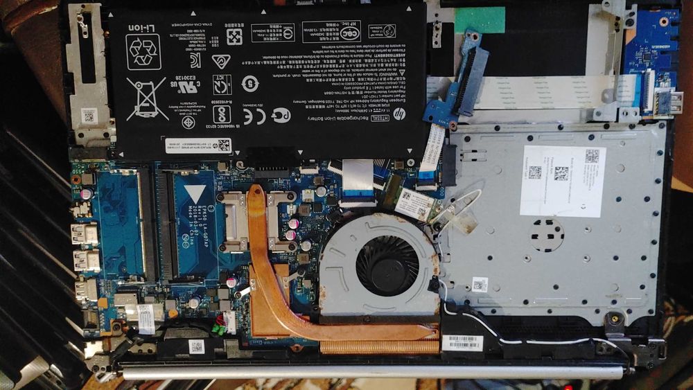 Запчасти ноутбук HP 15-da0255ur