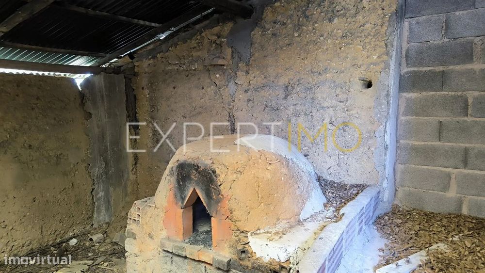Moradia para reconstrução Matosos, Pelariga, Pombal