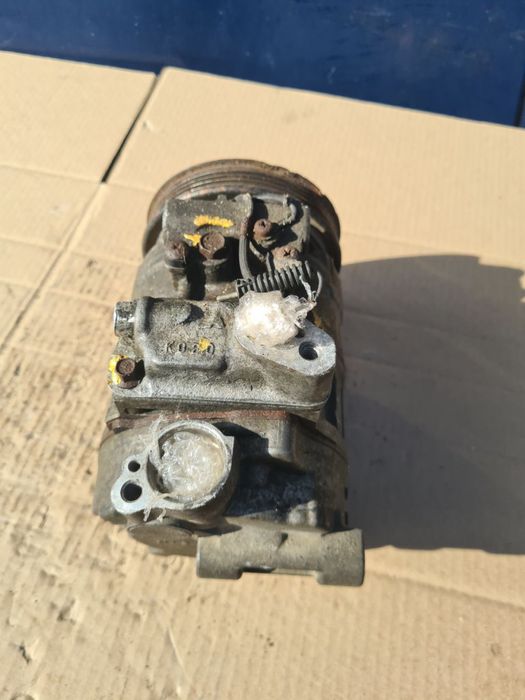 Компресор кондиціонера Land Rover Freelander