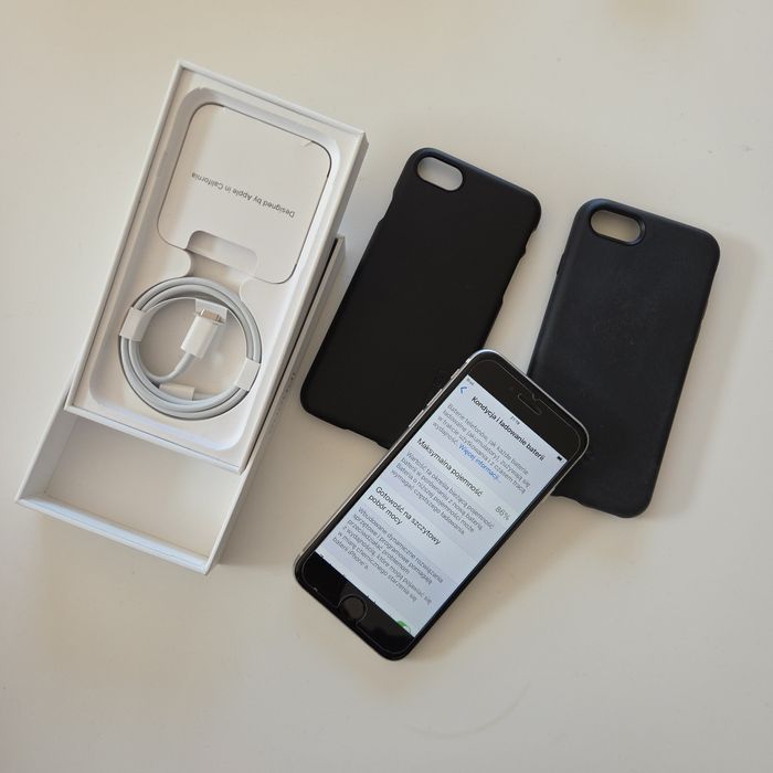 Iphone se 3gen 128gb biały