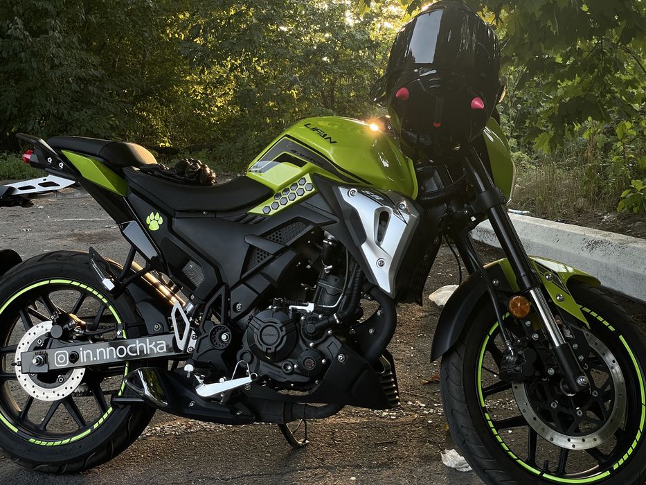 Продаю Lifan sr 220