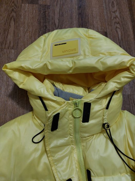 Зимова куртка на дівчинку, 140