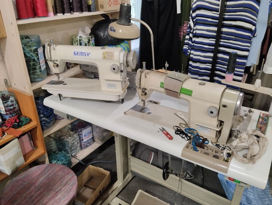 Швейную машину Gemsi 8500H оверлок Сируба