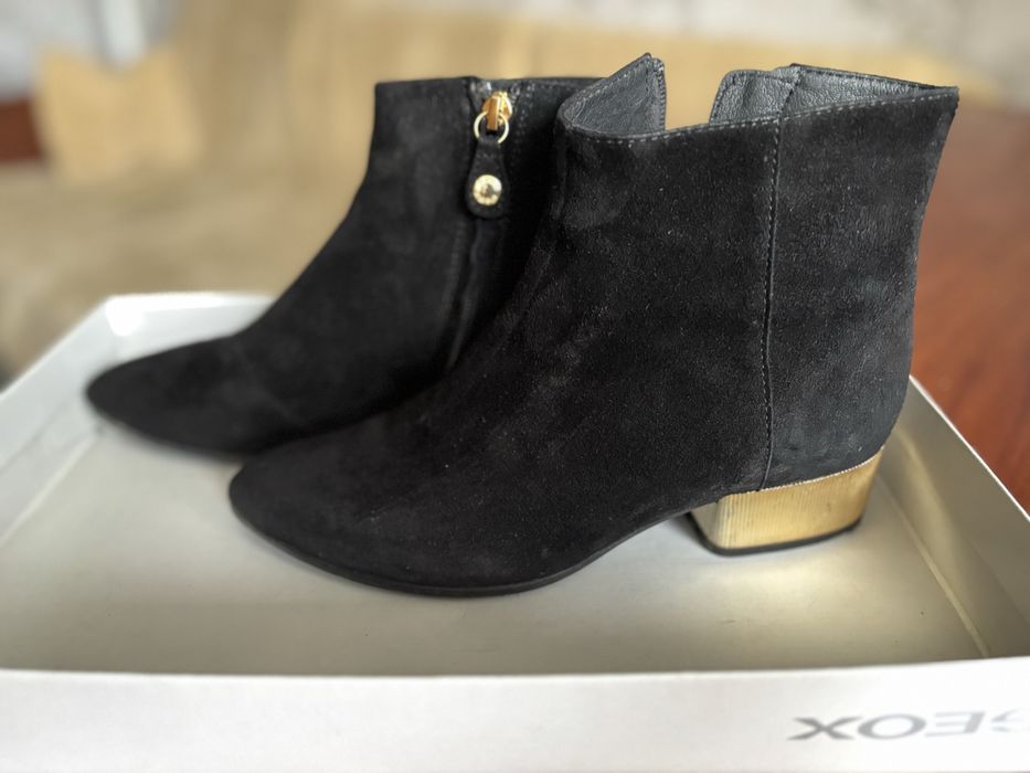 Напівчобітки Geox