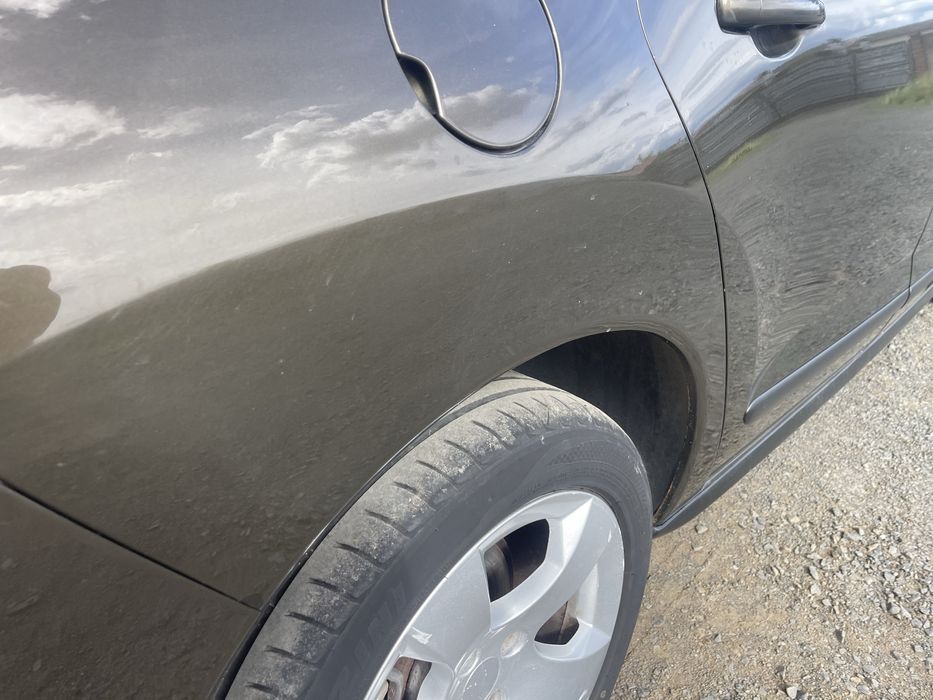 Peugeot 3008.                                        .