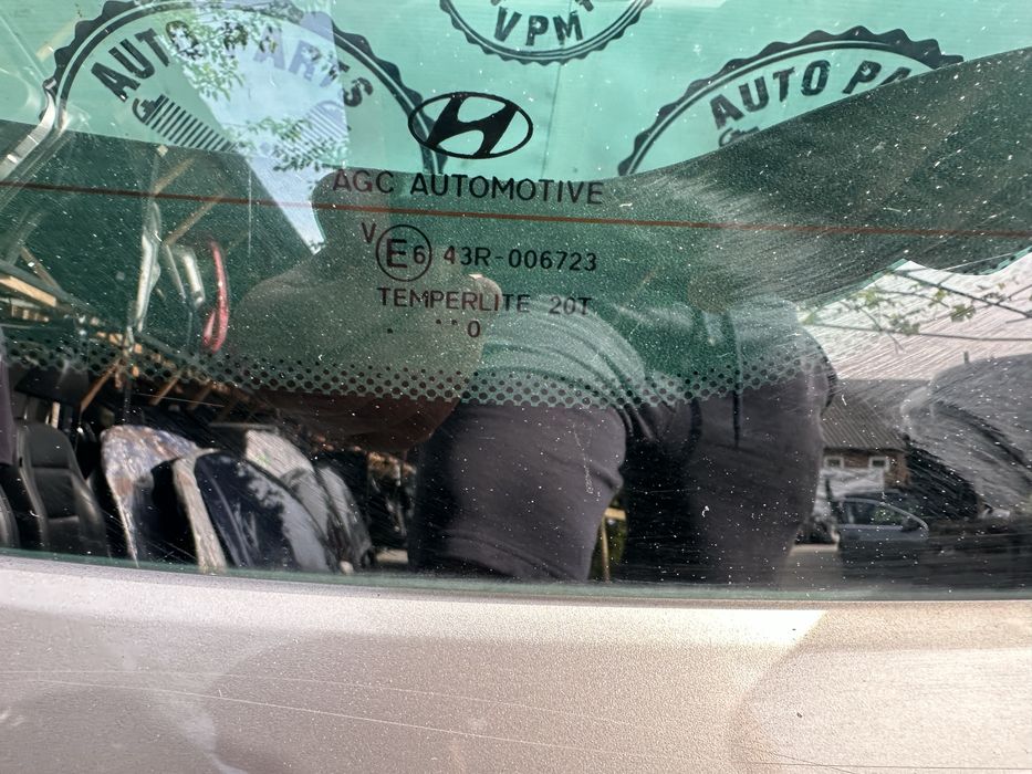 Кришка багажника, ляда, кляпа Hyundai IX35 Tucson 2010-2015 Дефект
