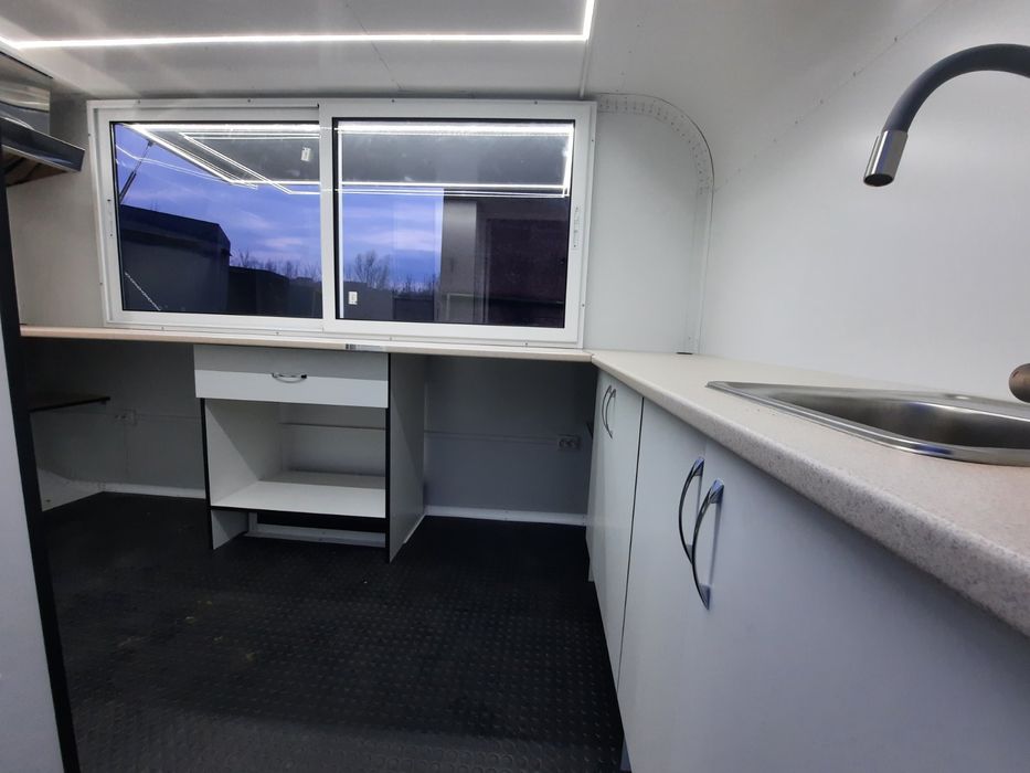 Виготовлення та продажа торгових кіосків, кав'ярні, мафи на колесах