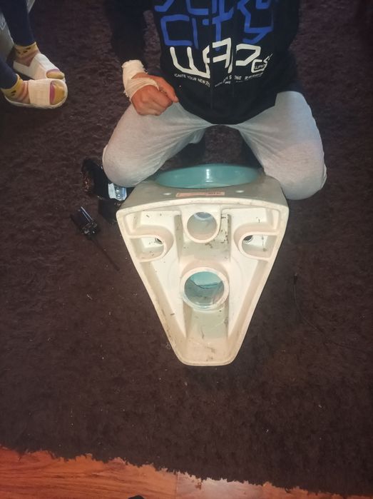 Продам унитаз новый