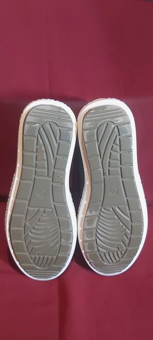 Ботиночки деми на танкетке.Качество!В идеальном состоянии. Описание,