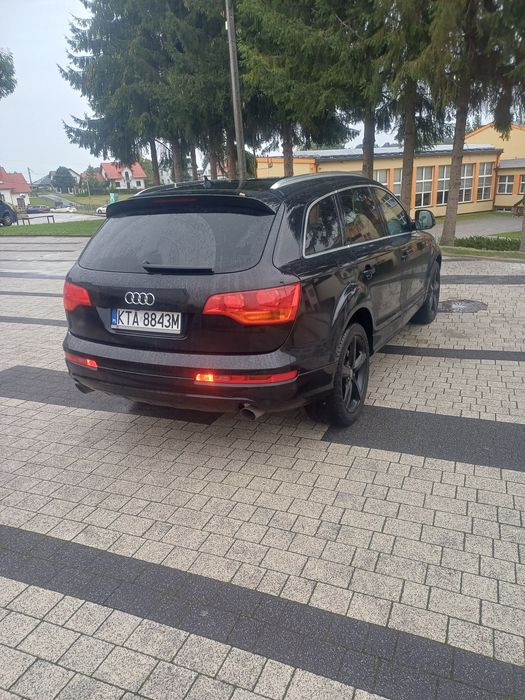 Audi Q7 S line 4M 3.0tdi 240km CASA  7 miejsc panorama TV bose