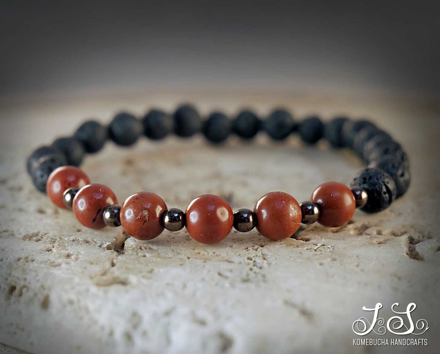 Lawa wulkaniczna z czerwonym jaspisem